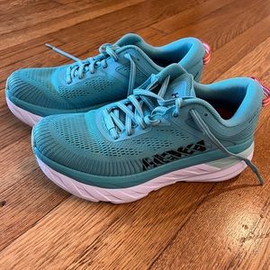 Like new Hoka One One Bondi 7s